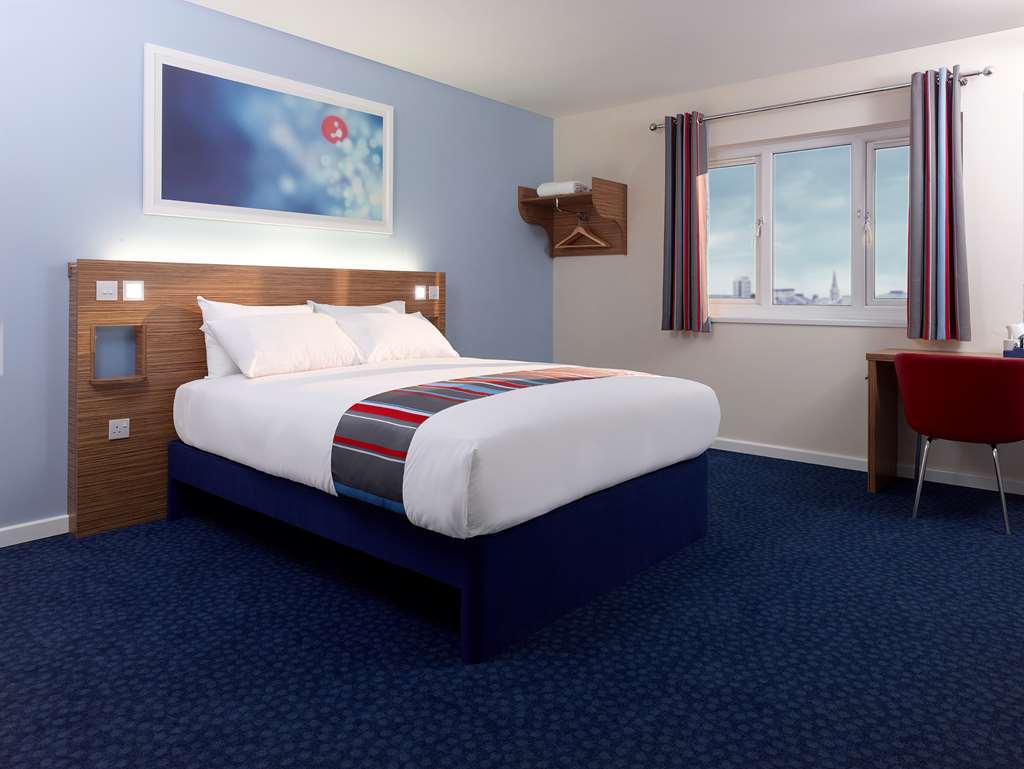 Travelodge Sheffield Central Habitación foto